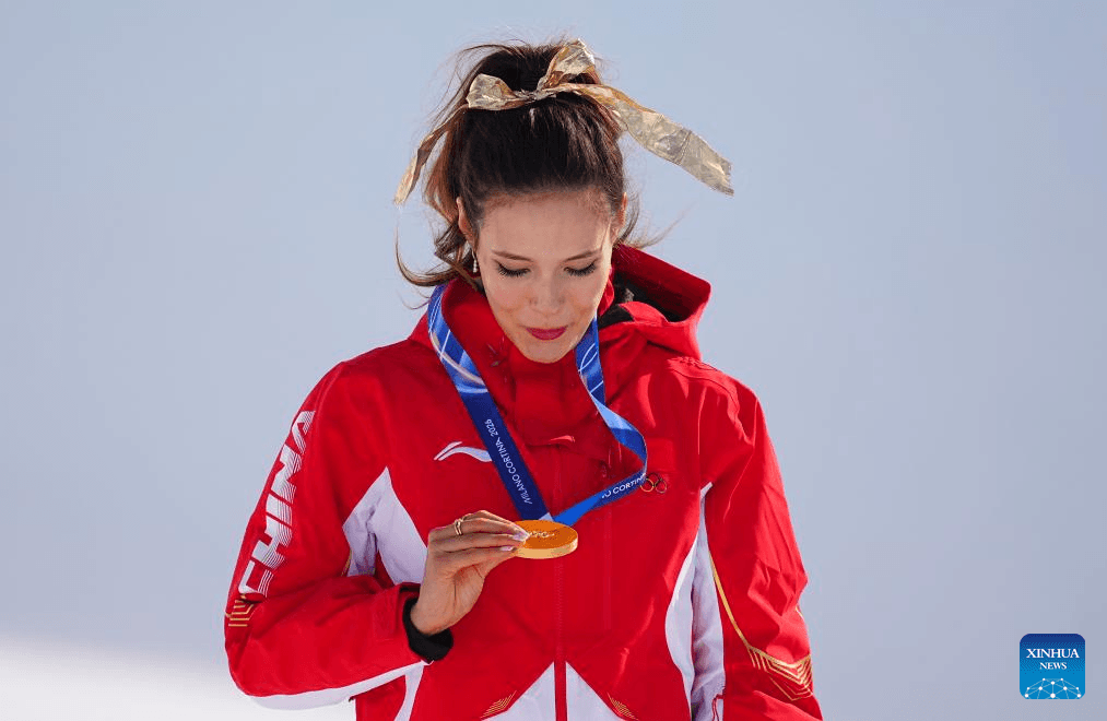 La Chinoise Gu Ailing conserve son titre olympique en halfpipe freestyle à Milan-Cortina