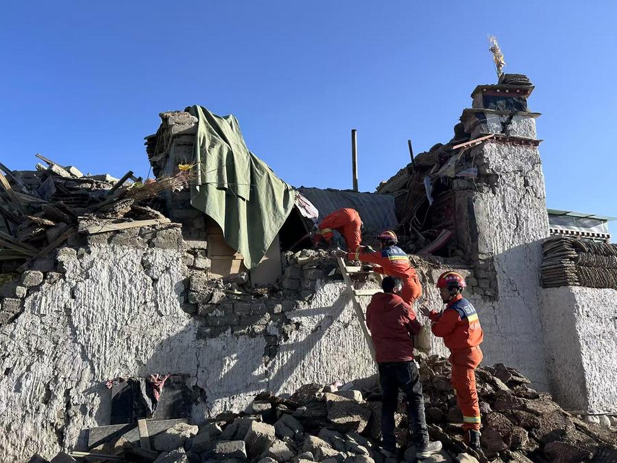 Xi Jinping ordonne les secours sans épargner d&rsquo;efforts pour retrouver les personnes disparues dans un glissement de terrain dans le sud-ouest de la Chine