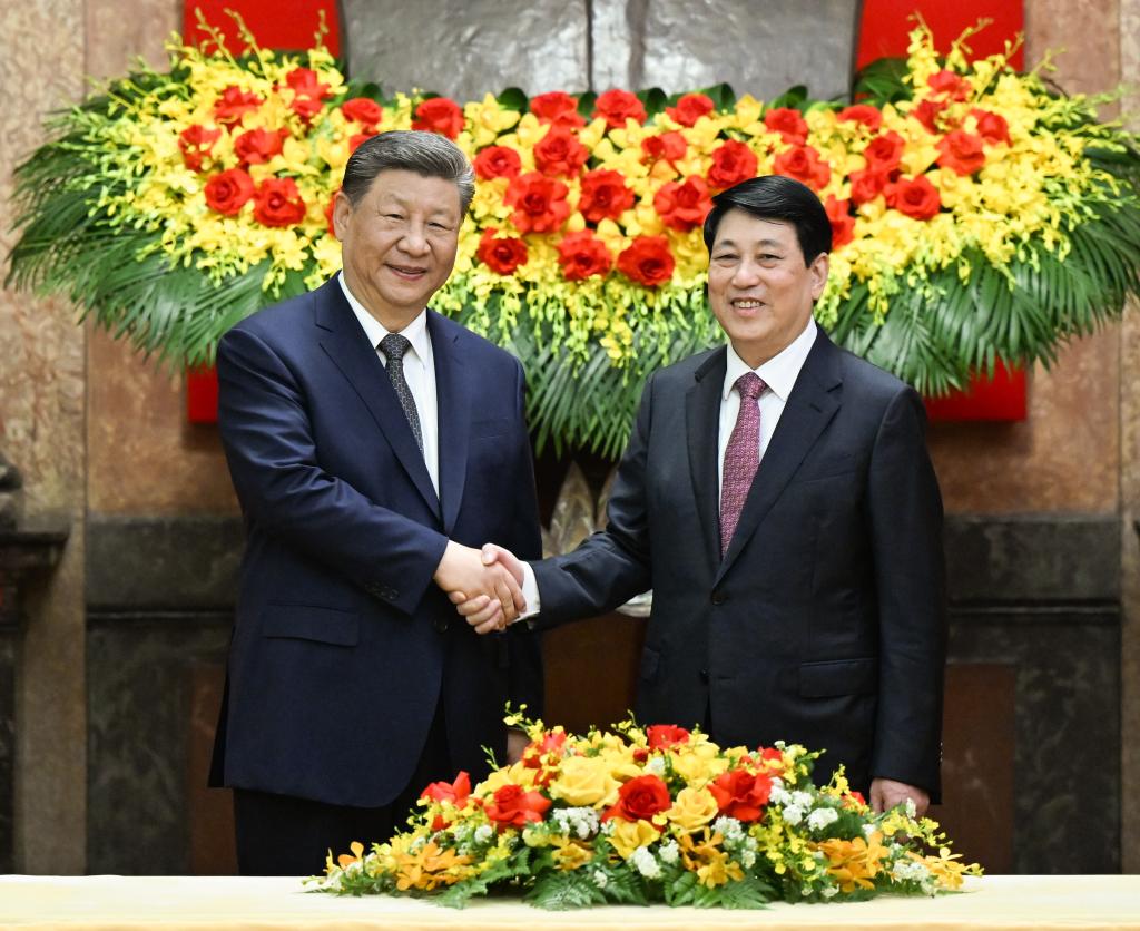 Xi appelle la Chine et le Vietnam à s&rsquo;opposer conjointement à la politique du plus fort et à l&rsquo;unilatéralisme