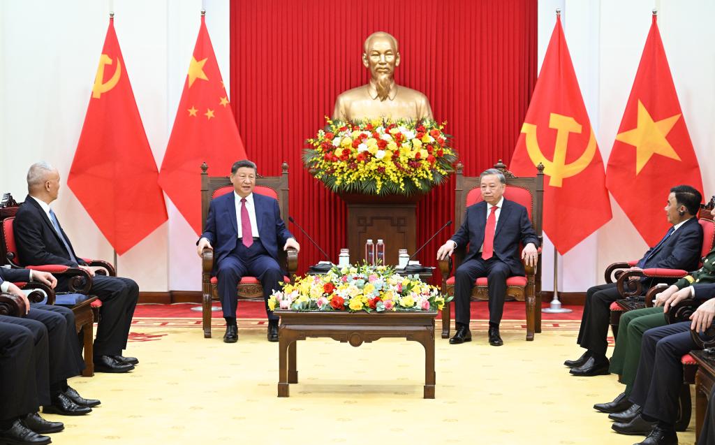 Urgent : Xi propose six mesures pour approfondir la construction d&rsquo;une communauté de destin Chine-Vietnam