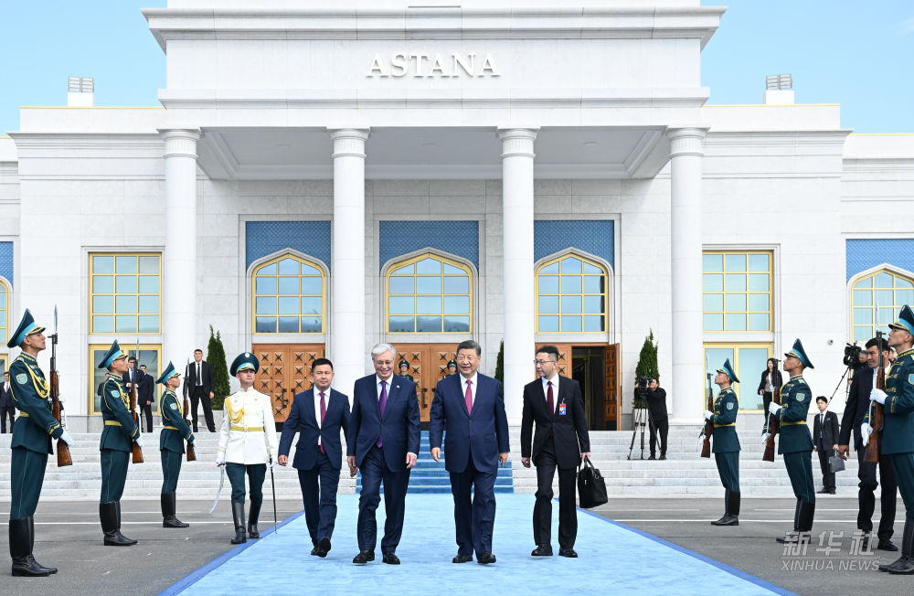Xi Jinping quitte Astana après avoir assisté au 2e sommet Chine-Asie centrale