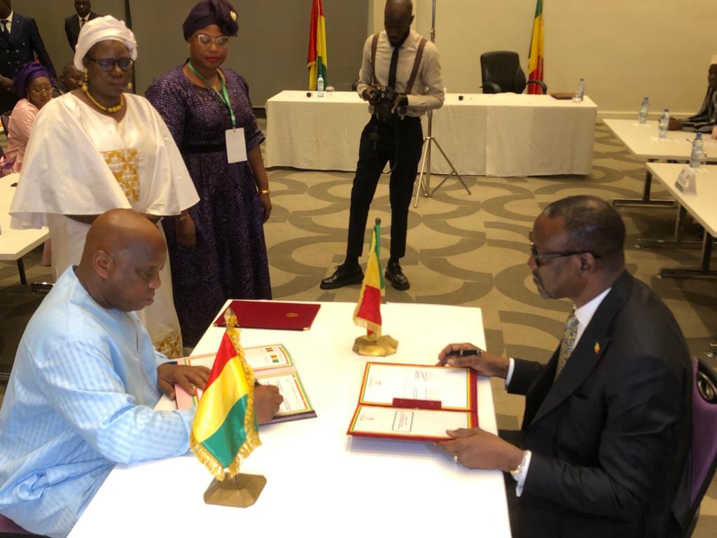 Guinée/Mali : signature de plusieurs accords de coopération sur la sécurité transfrontalière