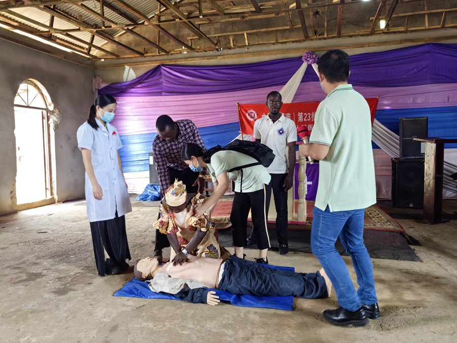 Sierra Leone : la Chine inaugure un centre de formation aux premiers secours à Freetown
