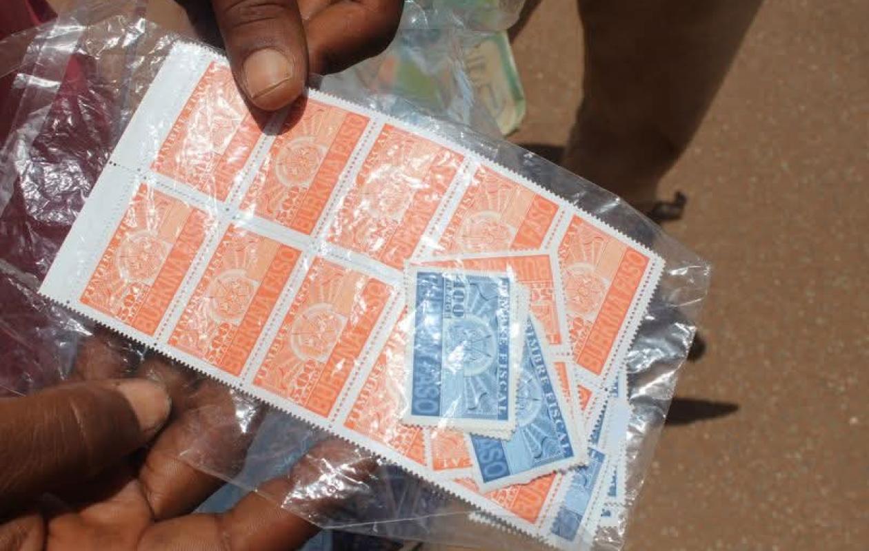Burkina Faso : Ouagadougou met fin à la revente illégale de timbres communaux