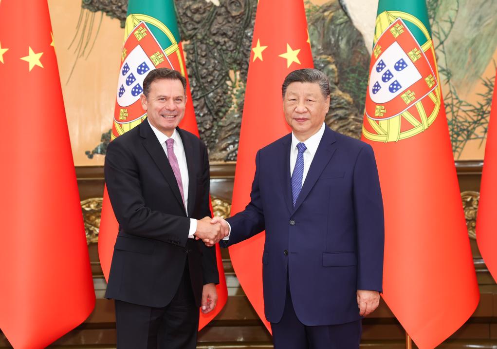 Xi Jinping rencontre le Premier ministre portugais