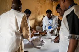 Référendum 2025 en Guinée : un « Oui » écrasant qui redessine le paysage politique