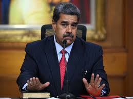 Venezuela : Nicolas Maduro réfute les accusations de trafic de drogue et tend la main à Donald Trump