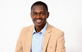 Conakry : le journaliste Djiba Millimouno ramené au Haut Commandement après un bref passage au TPI de Kaloum