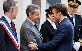 Emmanuel Macron reçoit Nicolas Sarkozy quelques jours avant son incarcération