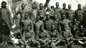 Sénégal : le massacre de Thiaroye en 1944 qualifié de « prémédité » et « camouflé » par un rapport officiel