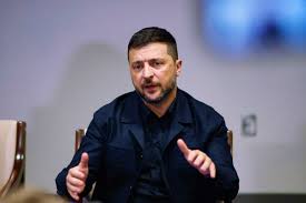 La Russie peut violer l’espace aérien « n’importe où en Europe », alerte Zelensky