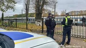 Ukraine : quatre morts et 12 blessés dans une explosion sur un quai de gare au nord du pays