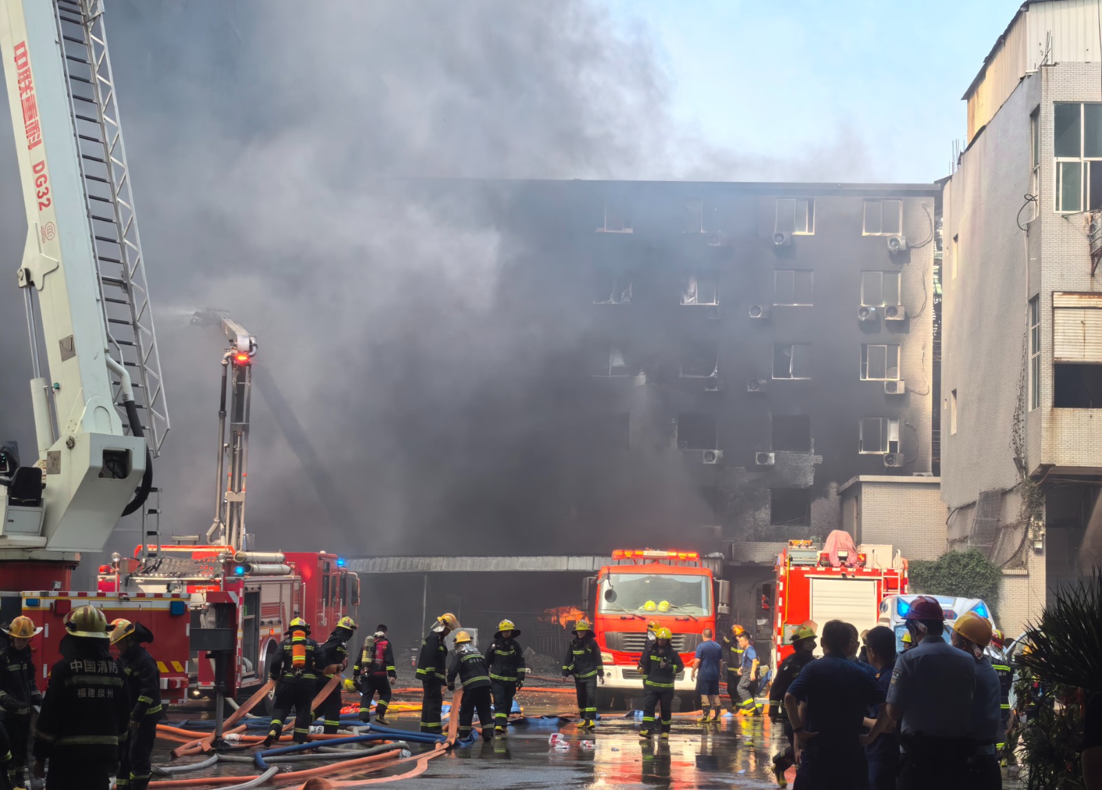 Xi Jinping donne des instructions à la suite d&rsquo;un incendie d&rsquo;usine de chaussures dans l&rsquo;est de la Chine