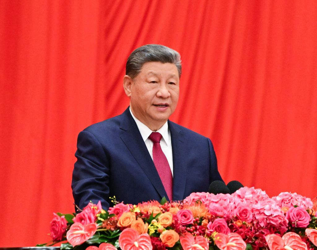 Xi Jinping appelle à une confiance inébranlable et à avancer d&rsquo;un pas assuré au service du renouveau national de la Chine